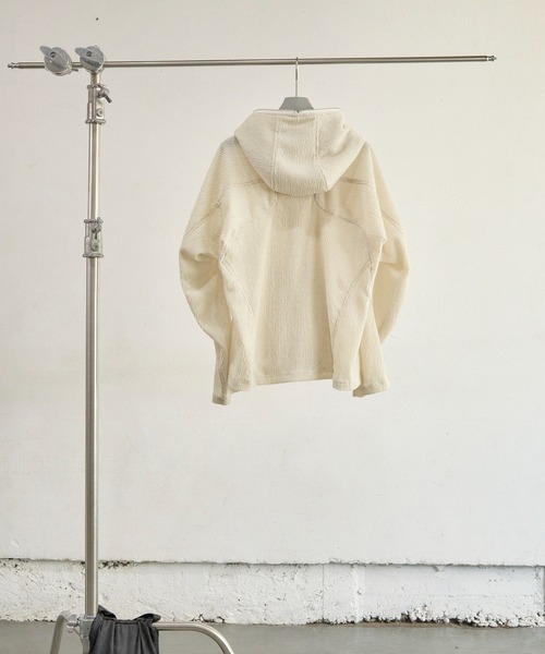 NVRFRGT(ネヴァーフォーゲット)の「SEMI SHEER FULL ZIP UP HOODIE(パーカー・レディース・アイボリー・1)」の5枚目の写真