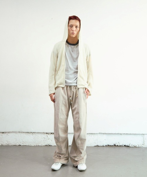 NVRFRGT(ネヴァーフォーゲット)の「SEMI SHEER FULL ZIP UP HOODIE(パーカー・レディース・アイボリー・1)」の2枚目の写真
