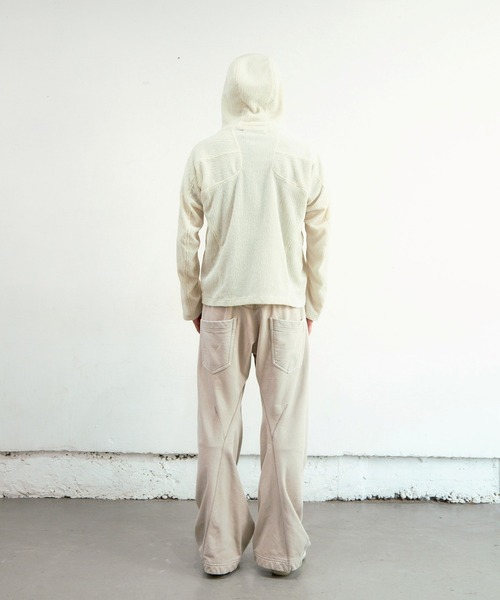 NVRFRGT(ネヴァーフォーゲット)の「SEMI SHEER FULL ZIP UP HOODIE(パーカー・レディース・アイボリー・1)」の4枚目の写真