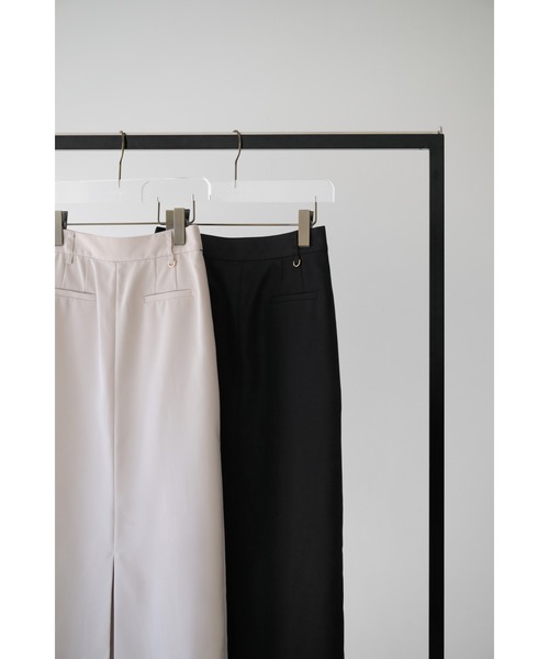 Her lip to(ハーリップトゥー)の「Front Slit Long Skirt(スカート・レディース・ホワイト系・S/M)」の11枚目の写真