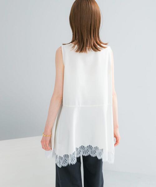 URBAN RESEARCH ROSSO WOMEN(アーバンリサーチ ロッソ)の「CHIGNON ヘムレースサテンタンクトップ(タンクトップ・レディース・オフホワイト/ブラック・FREE)」の3枚目の写真