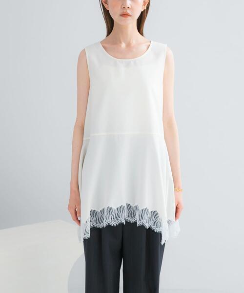 URBAN RESEARCH ROSSO WOMEN(アーバンリサーチ ロッソ)の「CHIGNON ヘムレースサテンタンクトップ(タンクトップ・レディース・オフホワイト/ブラック・FREE)」の5枚目の写真