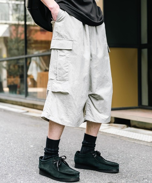 Rocky Monroe(ロッキーモンロー)の「膝下丈 ワンタック ナイロンワイドカーゴハーフパンツ(カーゴパンツ・メンズ・カーキ/チャコール/グレー/ブラック・XL/L/M)」の11枚目の写真