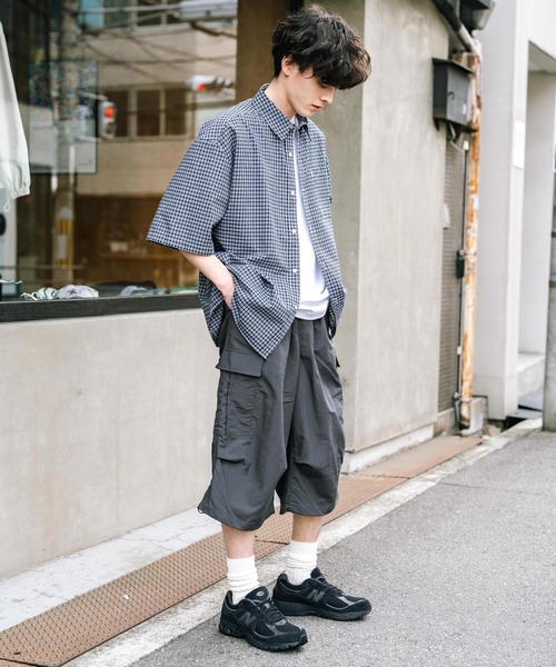 Rocky Monroe(ロッキーモンロー)の「膝下丈 ワンタック ナイロンワイドカーゴハーフパンツ(カーゴパンツ・メンズ・カーキ/チャコール/グレー/ブラック・XL/L/M)」の19枚目の写真