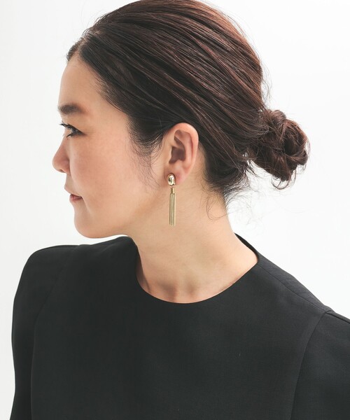 Demi-Luxe BEAMS（デミルクス ビームス）の「オーバル タッセル イヤリング（イヤリング・レディース・シルバー/ゴールド・ONE SIZE）」の5枚目の写真