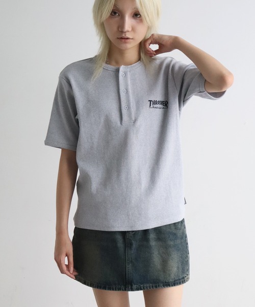 THRASHER(スラッシャー)の「【THRASHER/スラッシャー】ワンポイント刺繍 ヘンリーネックTシャツ(Tシャツ/カットソー・メンズ・ホワイト/ブラック/グレー・S/L/M)」の3枚目の写真