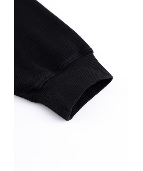 SUPPLIER(サプライヤー)の「ジップフーディ|Multiple Cross Leather Patch Thermal Zip Hoodie|SUPPLIER(パーカー・メンズ・ブラック/ピンク・XX-LARGE/X-LARGE/LARGE/MEDIUM/SMALL)」の16枚目の写真