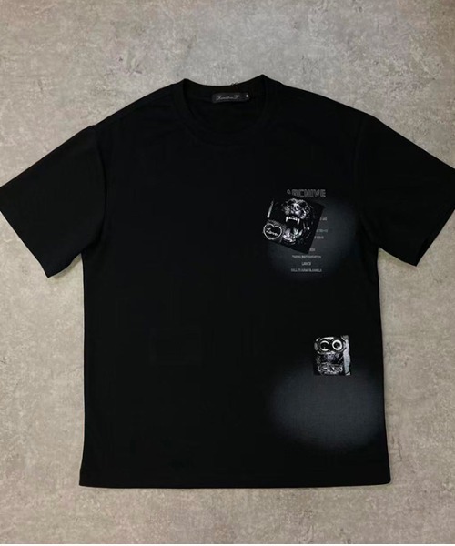 revertical(リバーティカル)の「グラフィックバックプリントTシャツ/フォトコラージュデザイン 半袖ルーズT(Tシャツ/カットソー・メンズ・ホワイト/ブラック・LARGE/MEDIUM)」の20枚目の写真