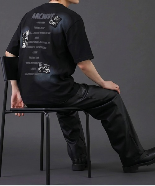 revertical(リバーティカル)の「グラフィックバックプリントTシャツ/フォトコラージュデザイン 半袖ルーズT(Tシャツ/カットソー・メンズ・ホワイト/ブラック・LARGE/MEDIUM)」の13枚目の写真