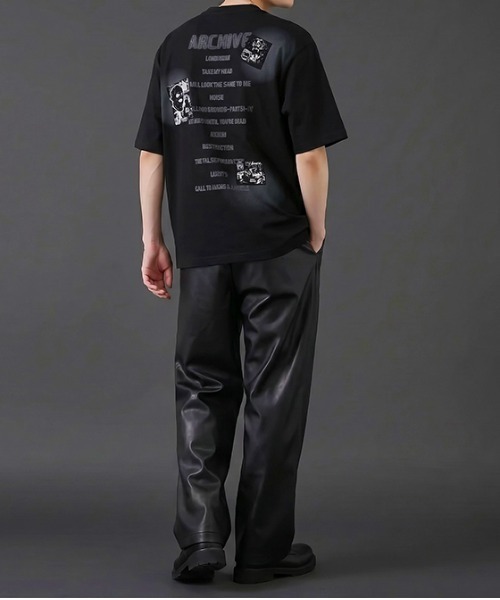 revertical(リバーティカル)の「グラフィックバックプリントTシャツ/フォトコラージュデザイン 半袖ルーズT(Tシャツ/カットソー・メンズ・ホワイト/ブラック・LARGE/MEDIUM)」の12枚目の写真