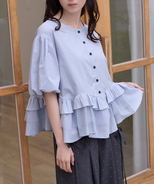 apres jour clair(アプレジュールクレア)の「【apres jour clair】チュールフリルシャツ(シャツ/ブラウス・レディース・ピンク/ブルー/オフホワイト/ライトイエロー/チャコールグレー・X-LARGE/フリー)」の1枚目の写真