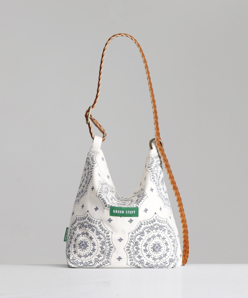 GREEN STUFF(グリーンスタッフ)の「belted bag B2 - paisley ivory(ショルダーバッグ・レディース・その他・FREE)」の1枚目の写真
