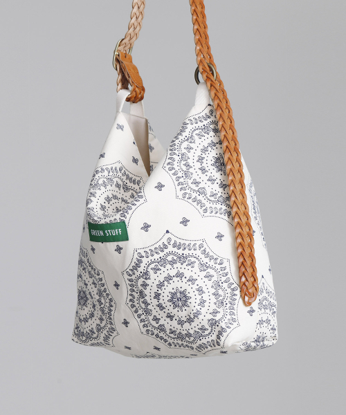 GREEN STUFF(グリーンスタッフ)の「belted bag B2 - paisley ivory(ショルダーバッグ・レディース・その他・FREE)」の4枚目の写真