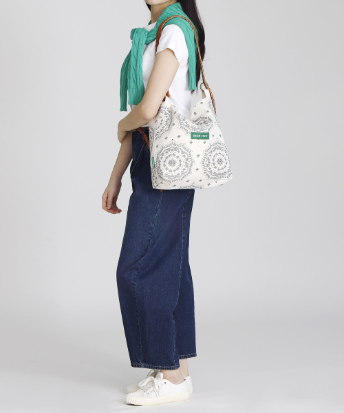 GREEN STUFF(グリーンスタッフ)の「belted bag B2 - paisley ivory(ショルダーバッグ・レディース・その他・FREE)」の5枚目の写真
