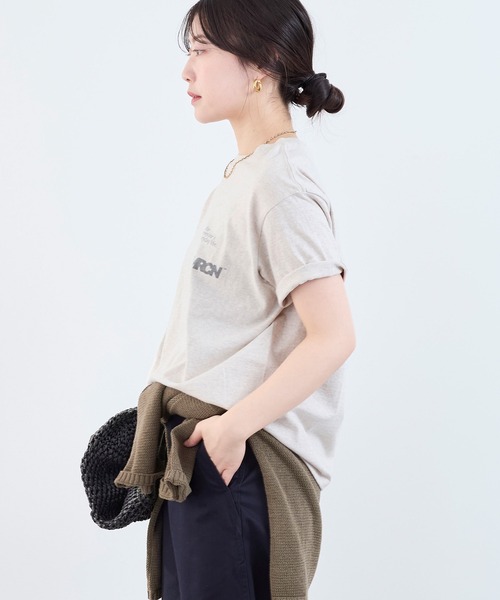 AMERICANA(アメリカーナ)の「【AMERICANA】ラフィー丸胴ロゴプリントTシャツ(Tシャツ/カットソー・レディース・オートミール/ブルー・FREE)」の14枚目の写真