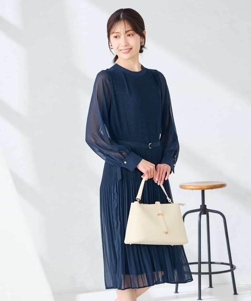 a.v.v（アーヴェヴェ）の「【WEB限定】ランダムプリーツワンピース（ワンピース・レディース・ブルー/ネイビー・36/38/42/40）」の10枚目の写真