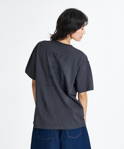 RVCA（ルーカ）の「RVCA ウィメンズ WILD RVCA LOOSEFIT OLD E Tシャツ 【2026年夏モデル】（Tシャツ/カットソー・レディース・アイボリー/ブラック系その他/ブラウン系その他・LARGE/SMALL/MEDIUM）」の3枚目の写真