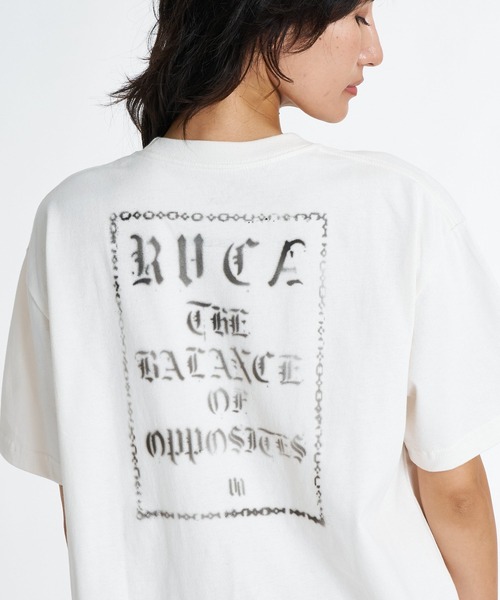 RVCA（ルーカ）の「RVCA ウィメンズ WILD RVCA LOOSEFIT OLD E Tシャツ 【2026年夏モデル】（Tシャツ/カットソー・レディース・アイボリー/ブラック系その他/ブラウン系その他・LARGE/SMALL/MEDIUM）」の2枚目の写真