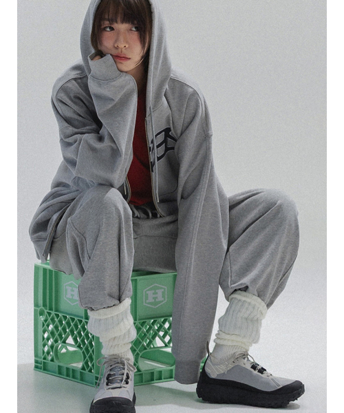 ANNEHEARTS(アンハーツ)の「Diagonal Wide Sweatpants_MELANGE(スウェットパンツ・レディース・その他・SMALL/MEDIUM)」の5枚目の写真