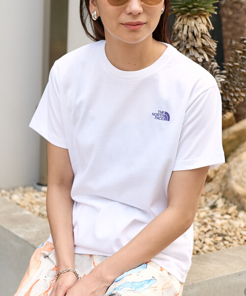 FREAK'S STORE(フリークスストア)の「THE NORTH FACE/ザ・ノース・フェイス S/S Bandana Square Logo Tee/ショートスリーブ バンダナ スクエア ロゴTシャツ(Tシャツ/カットソー・レディース・ネイビー/ホワイト/ブラック・MEDIUM/LARGE)」の4枚目の写真