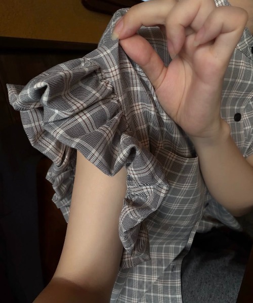 lawgy(ラウジー)の「band collar balloon sleeve tops / バンドカラーバルーンスリーブトップス(その他トップス・レディース・ベージュ系/ブルー/ブラック・FREE)」の19枚目の写真