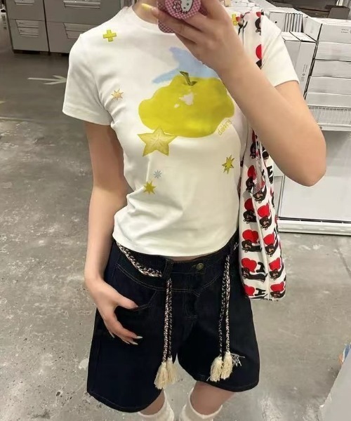 UP START(アップスタート)の「【LAMPOON】青りんごTシャツ(Tシャツ/カットソー・レディース・ホワイト・LARGE/SMALL)」の1枚目の写真