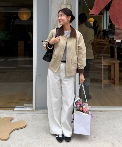MIND BRIDGE WOMEN（マインドブリッジウーマン）の「[W]カーブドワイドホワイトデニムパンツ（デニムパンツ・レディース・アイボリー・55/66/77）」の4枚目の写真