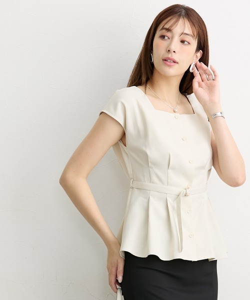 slattgir（スラットジール）の「高身長　ベルト付麻調ライトツイルウエストタックブラウス（トールサイズ）（シャツ/ブラウス・レディース・アイボリー/ブラウン・TM/TL/T5L/T4L/T3L/TLL）」の4枚目の写真