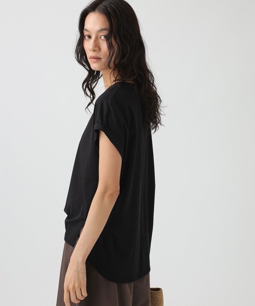 BABYLONE(バビロン)の「ロールアップTシャツ(Tシャツ/カットソー・レディース・チャコール/ブラック/ホワイト・フリー)」の4枚目の写真