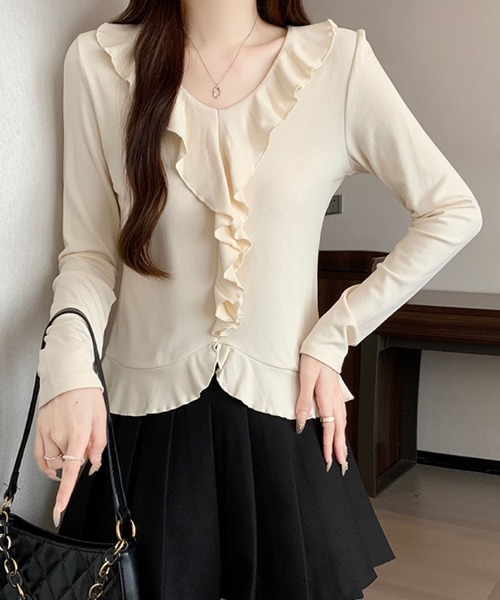2ly2(トゥーリートゥー)の「フリルデザイン Vネック ペプラムトップス / フェミニン フリルカットソー(Tシャツ/カットソー・レディース・ボルドー/パープル/ブラック/ベージュ・FREE)」の12枚目の写真