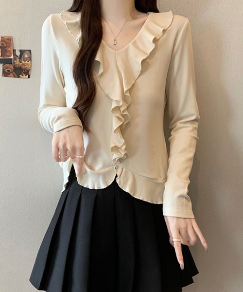 2ly2(トゥーリートゥー)の「フリルデザイン Vネック ペプラムトップス / フェミニン フリルカットソー(Tシャツ/カットソー・レディース・ボルドー/パープル/ブラック/ベージュ・FREE)」の5枚目の写真