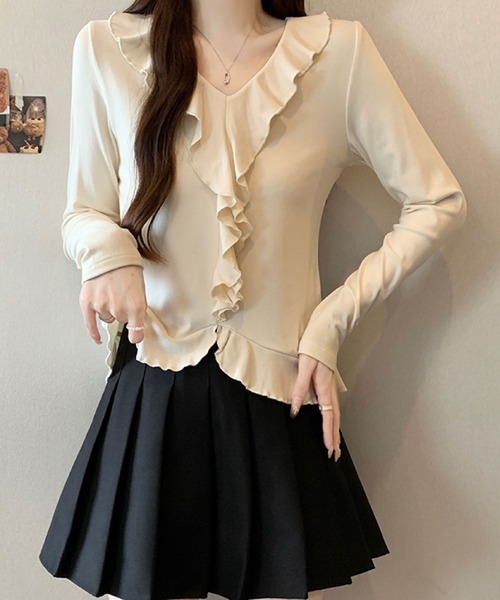 2ly2(トゥーリートゥー)の「フリルデザイン Vネック ペプラムトップス / フェミニン フリルカットソー(Tシャツ/カットソー・レディース・ボルドー/パープル/ブラック/ベージュ・FREE)」の16枚目の写真