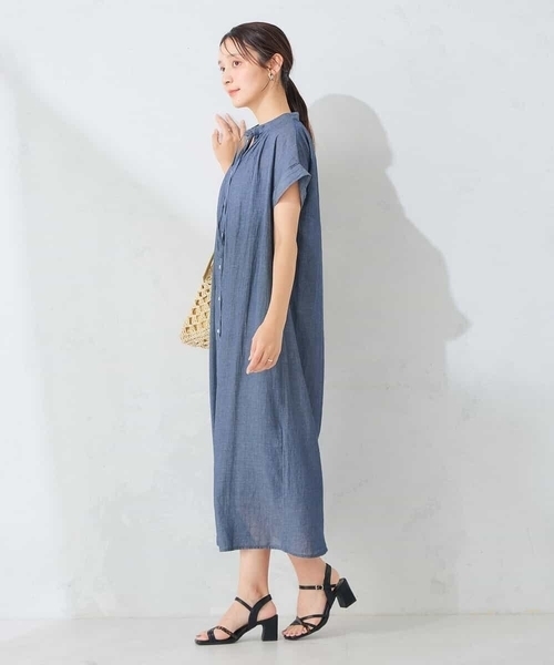a.v.v(アーヴェヴェ)の「シアーデニムスキッパーワンピース(ワンピース・レディース・ネイビー・38/40)」の4枚目の写真