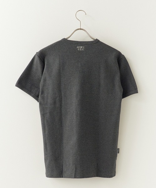 AVIREX(アヴィレックス)の「AVIREX/アビレックス DAILY S/S RIB V NECK TEE デイリー 半袖 リブ Vネック Tシャツ タイト スリムフィット メンズ レディース 秋 秋服 2026年秋冬(Tシャツ/カットソー・メンズ・ホワイト/ブラック/グレー/オリーブ/ロイヤルブルー/チャコール・S/M/L)」の13枚目の写真
