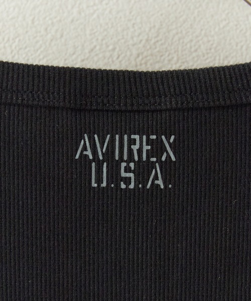 AVIREX(アヴィレックス)の「AVIREX/アビレックス DAILY S/S RIB V NECK TEE デイリー 半袖 リブ Vネック Tシャツ タイト スリムフィット メンズ レディース 秋 秋服 2026年秋冬(Tシャツ/カットソー・メンズ・ホワイト/ブラック/グレー/オリーブ/ロイヤルブルー/チャコール・S/M/L)」の21枚目の写真