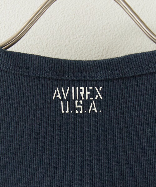 AVIREX(アヴィレックス)の「AVIREX/アビレックス DAILY S/S RIB V NECK TEE デイリー 半袖 リブ Vネック Tシャツ タイト スリムフィット メンズ レディース 秋 秋服 2026年秋冬(Tシャツ/カットソー・メンズ・ホワイト/ブラック/グレー/オリーブ/ロイヤルブルー/チャコール・S/M/L)」の8枚目の写真