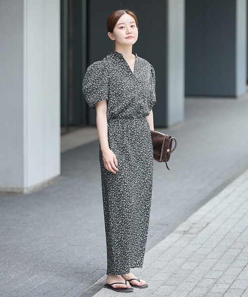 IENA(イエナ)の「《追加2/セットアップ対応》ソフトヴィンテージフラワースカート(スカート・レディース・ブラック・38/36)」の8枚目の写真