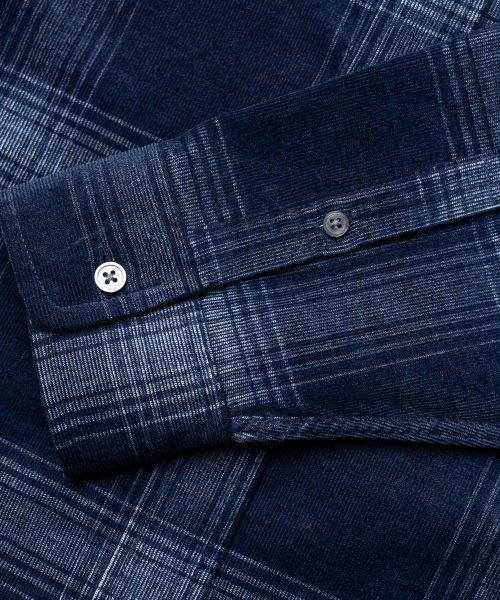 EDINBURGH CLUB(エディンバラクラブ)の「SEMI-OVER FIT CHECK CORDUROY SHIRT (BLUE)(シャツ/ブラウス・メンズ・ブルー・SMALL/MEDIUM/LARGE/X-LARGE)」の6枚目の写真