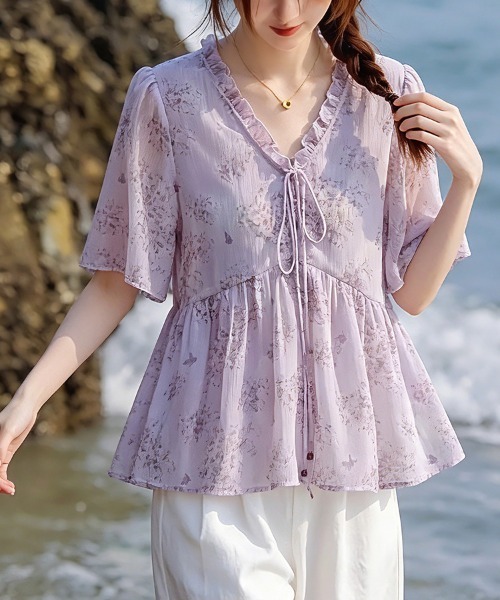 ONEP STAR(ワンピスター)の「花柄Vネックペプラムブラウス(シャツ/ブラウス・レディース・パープル・MEDIUM/LARGE/X-LARGE)」の6枚目の写真