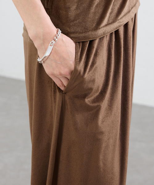 IENA(イエナ)の「シアーベロア パンツ(その他パンツ・レディース・ブラック/ブラウン・36/38)」の10枚目の写真
