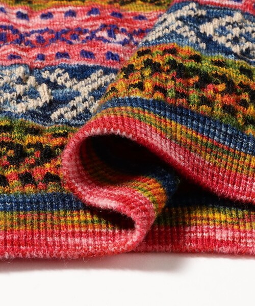 fennica(フェニカ)の「COOHEM / 3D FAIR ISLE KNIT VEST(ベスト・メンズ・レッド/ブラウン・LARGE)」の7枚目の写真