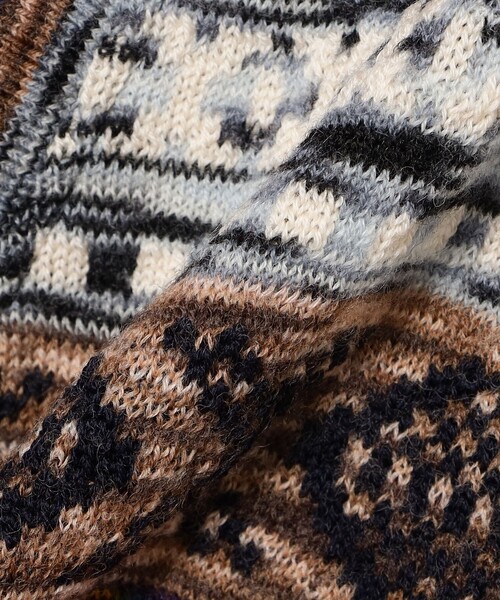 fennica(フェニカ)の「COOHEM / 3D FAIR ISLE KNIT VEST(ベスト・メンズ・レッド/ブラウン・LARGE)」の11枚目の写真