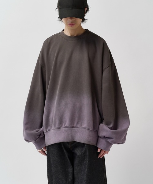 Lui's(ルイス)の「【Neucon】GRADATION BLEACH OVER SWEAT / グラデーションブリーチオーバースウェットプルオーバー(スウェット・メンズ・グレー/ブラック・2/1)」の2枚目の写真