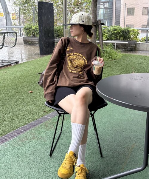 CIAOPANIC TYPY（チャオパニックティピー）の「【ZOZO限定】【UNISEX】グローブプリントスウェット（スウェット・レディース・ブラウン/チャコールグレー/ネイビー/グレー・MEDIUM/LARGE）」の6枚目の写真