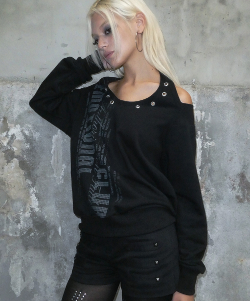 FANCY CLUB(ファンシークラブ)の「アイレットホルターネックスウェット オフショルダー (BLACK) F26ZB534(スウェット・レディース・その他・FREE)」の7枚目の写真