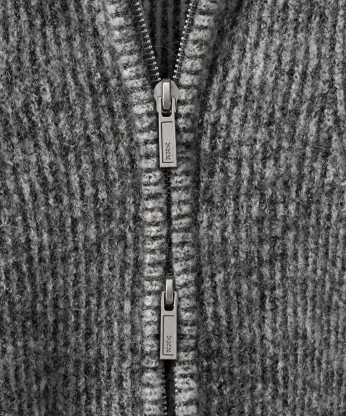 NONBLANK(ノンブランク)の「ツートーンジップアップニット_CHARCOAL(ニット/セーター・メンズ・その他・MEDIUM/LARGE/X-LARGE)」の5枚目の写真