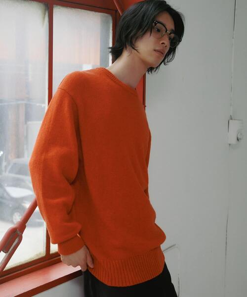 URBAN RESEARCH DOORS（アーバンリサーチドアーズ）の「Lamb Wool Crew-Neck Knit（ニット/セーター・メンズ・チャコールグレー/オレンジ/グリーン・LARGE/MEDIUM）」の3枚目の写真