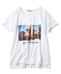 IEDIT | ミルブロウズ　着こなしのアクセントになるフォトグラフィックプリントＶネックＴシャツ　(Tシャツ/カットソー)