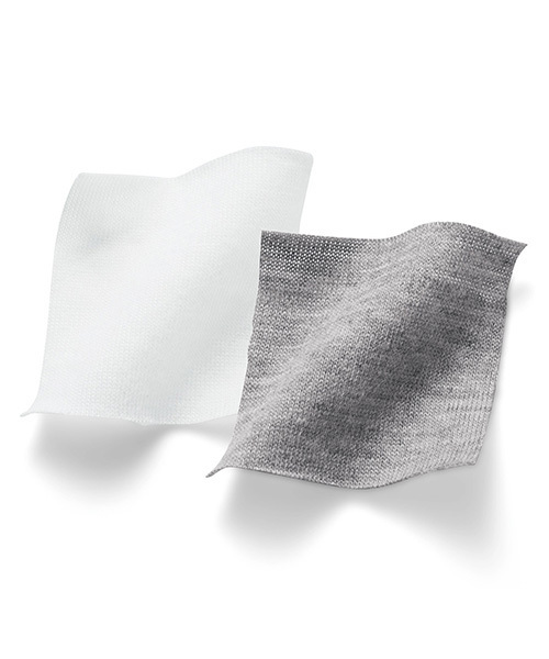 IEDIT(イディット)の「ミルブロウズ 着こなしのアクセントになるフォトグラフィックプリントVネックTシャツ (Tシャツ/カットソー・レディース・杢グレー/ホワイト・LARGE/SMALL/X-LARGE/MEDIUM/XX-LARGE)」の11枚目の写真