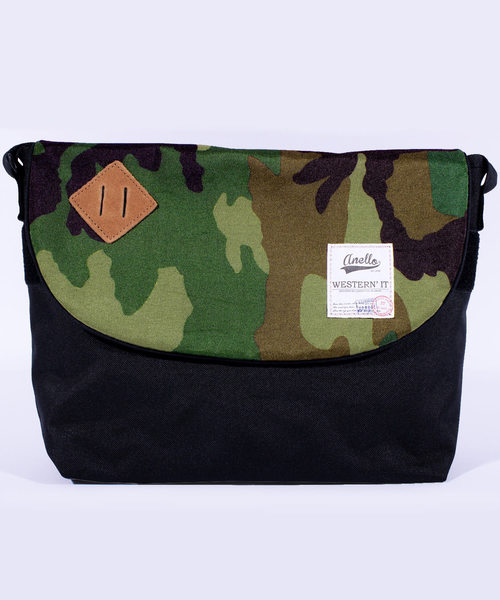 anello（アネロ）の「ナイロン メッセンジャーバッグ A4対応 anello（メッセンジャーバッグ・メンズ・ライトグレー/グレー/ブルー/ベージュ/カモフラージュ/ネイビー/ブラック/ワイン/カーキ/その他/その他1・FREE）」の11枚目の写真